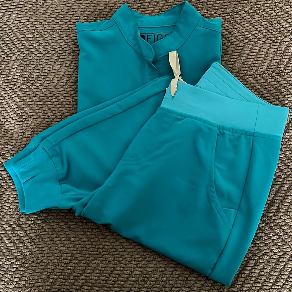 Figs Scrubs
